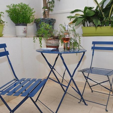Private Apartment In Pembroke St Julians Esterno foto