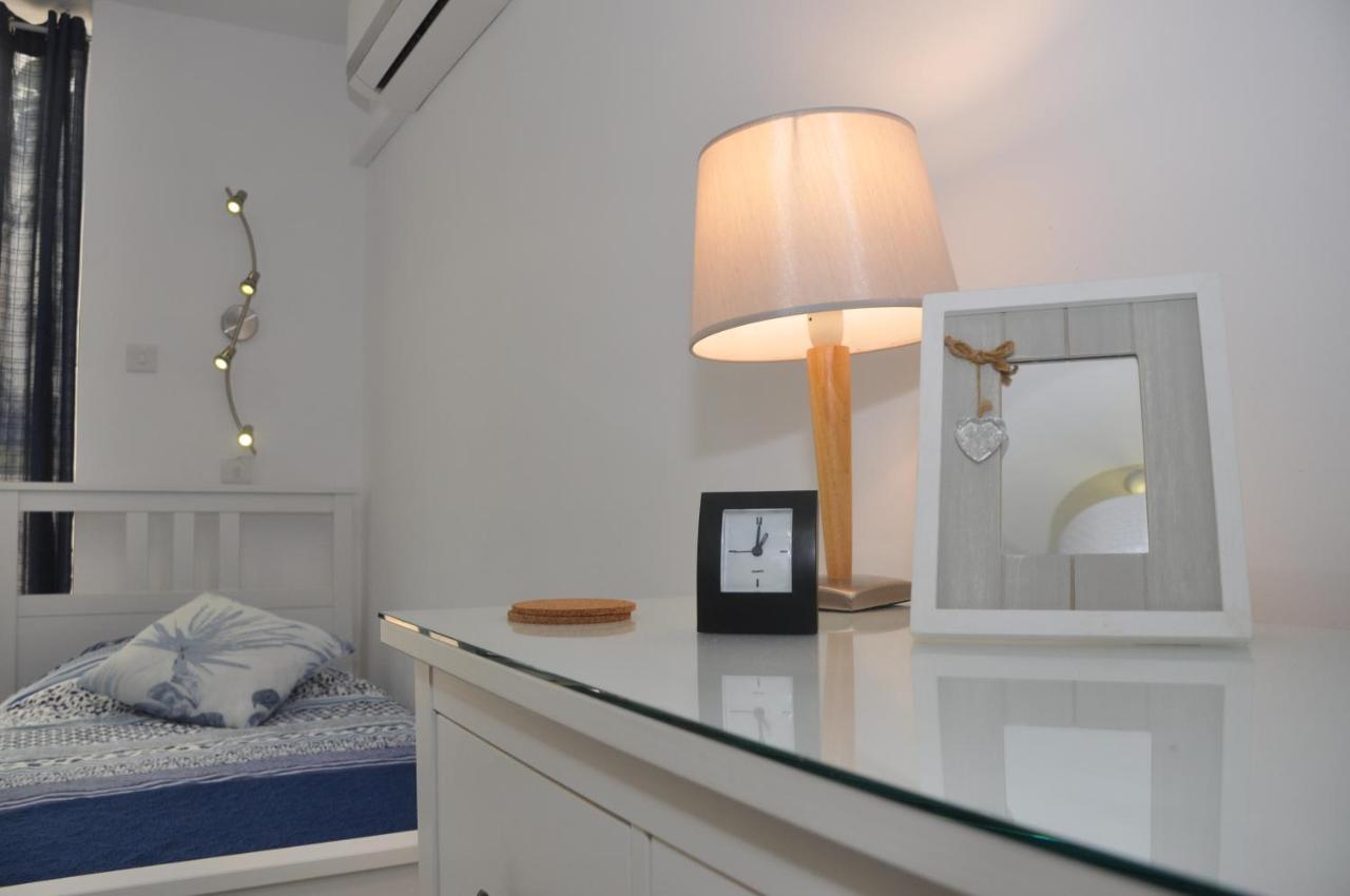 Private Apartment In Pembroke St Julians Esterno foto